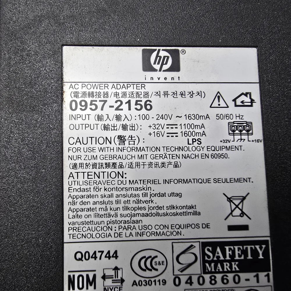 HP AC Power Adapter 0957-2156 100-240V Genuine HP Charger
